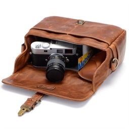 Onathe Bowery 限量定制礼品款 复古真皮单肩摄影包与徕卡相机的完美邂逅