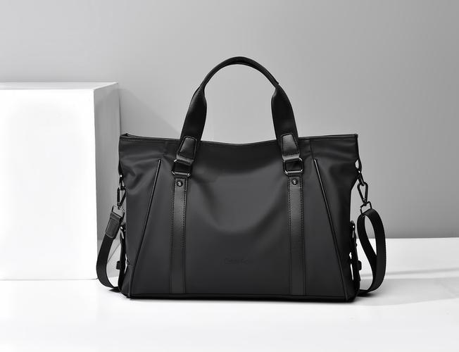 专业白底图拍摄指南 男包、箱包、健身包及办公用品